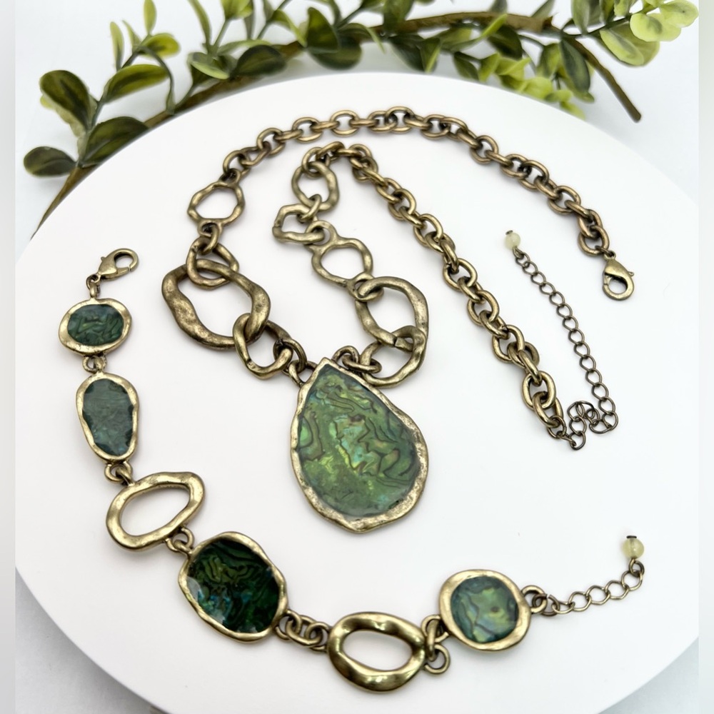 AVON FAUX ABALONE SET